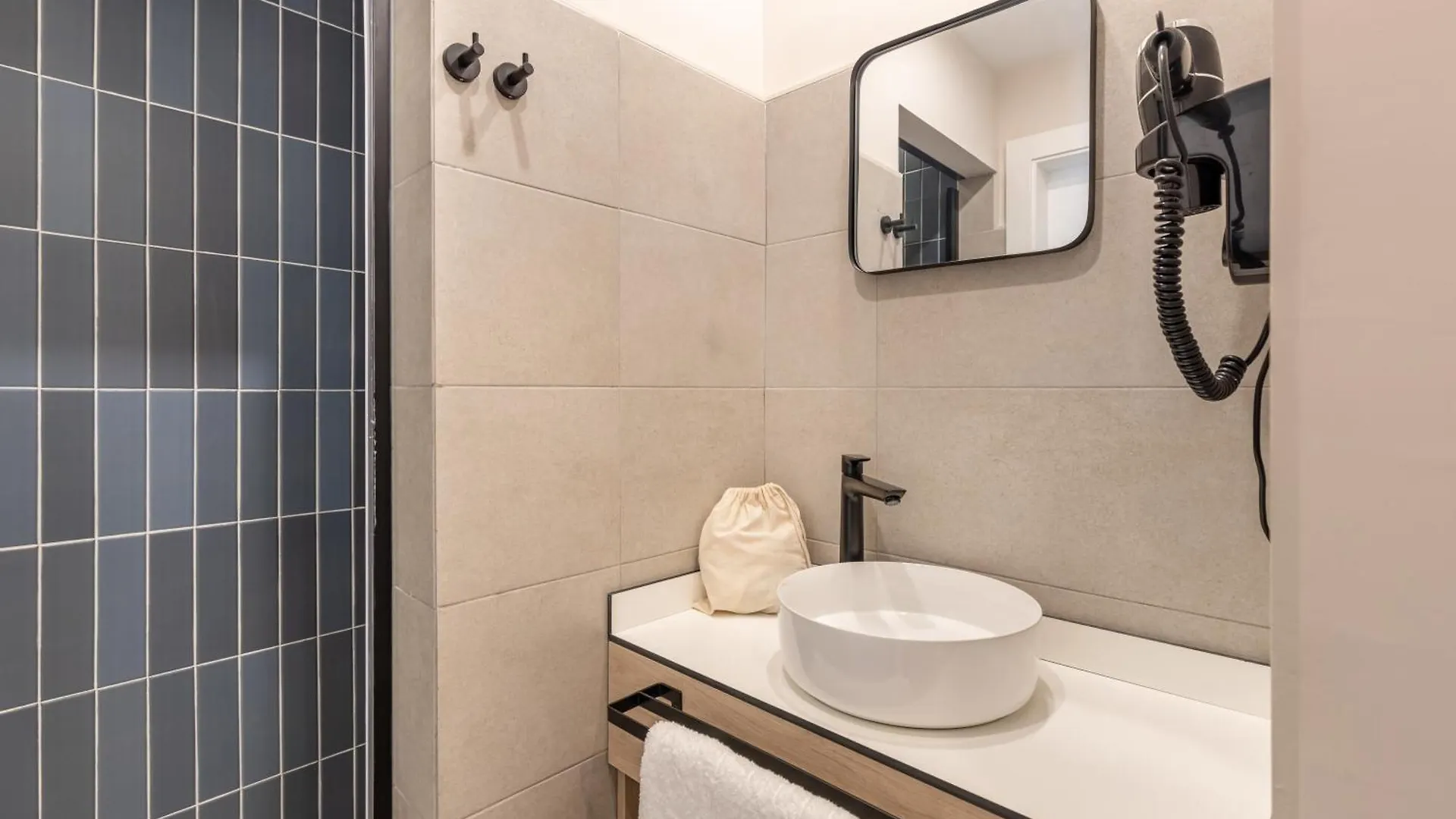 אכסניה הוסטל Libere Cordoba Patio Santa Marta ספרד